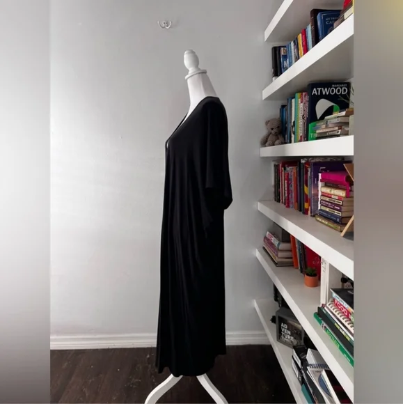 Barefoot Dreams Luxe Milk jersey kaftan black - Picture 5 of 16